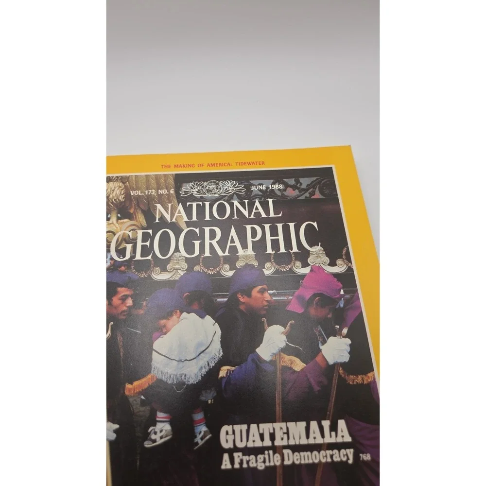 National Geographic Magazine | June 1988 | Like New
